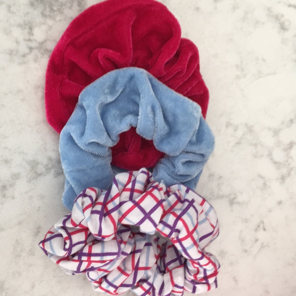 Matching set of scrunchies!!!